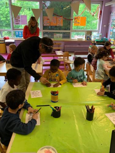 Ateliers pédagogique dans une classe